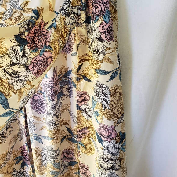 American And Beyond Caftan Dress Womens Size L Tan Floral Maxi High Front Slits - Picture 8 of 14